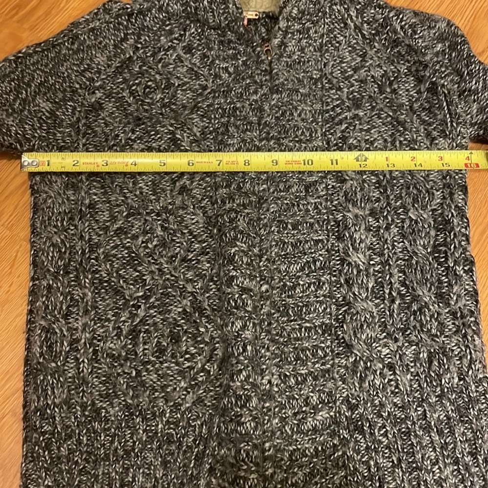 Powder Room Sweater Small - Picture 7 of 8